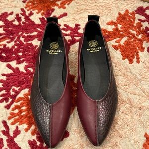 Ladies flats size 38 New in box